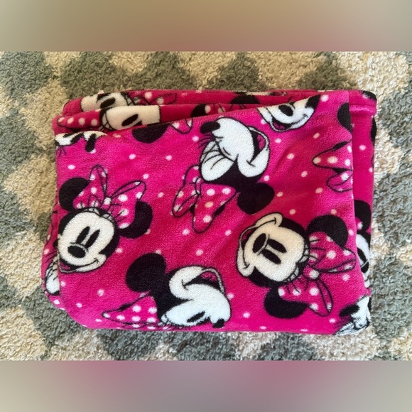 Disney Minnie Mouse Plush Throw Blanket Pink Black Soft Cozy - Picture 7 of 8